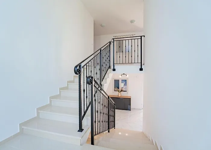 Villa Tatjana Krk By Istriaselect Kras